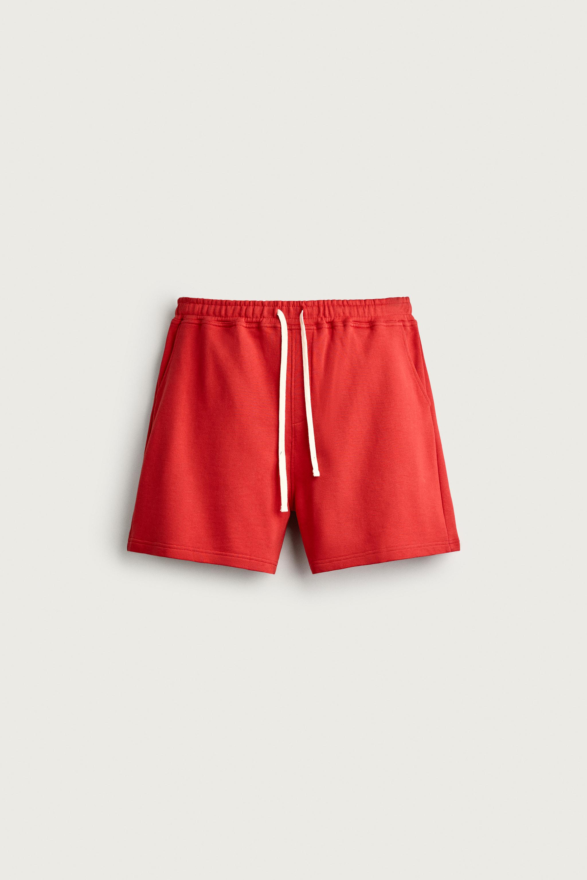RELAXED FIT SWEATSHORTS — Red