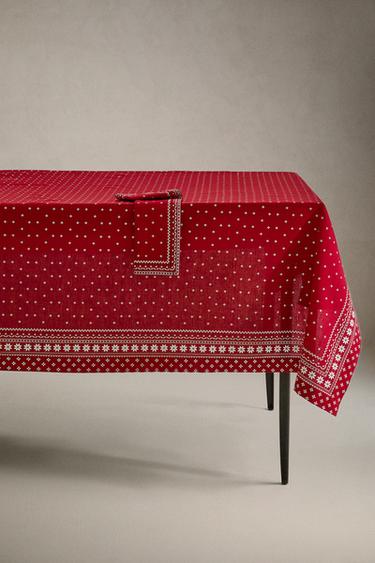 コットン ウィンター クリスマス テーブルクロスレッドZaraのコットン ウィンター クリスマス テーブルクロス - レッド 