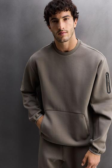 TECHNICAL CREW NECK SWEATSHIRT - Sand by Zara