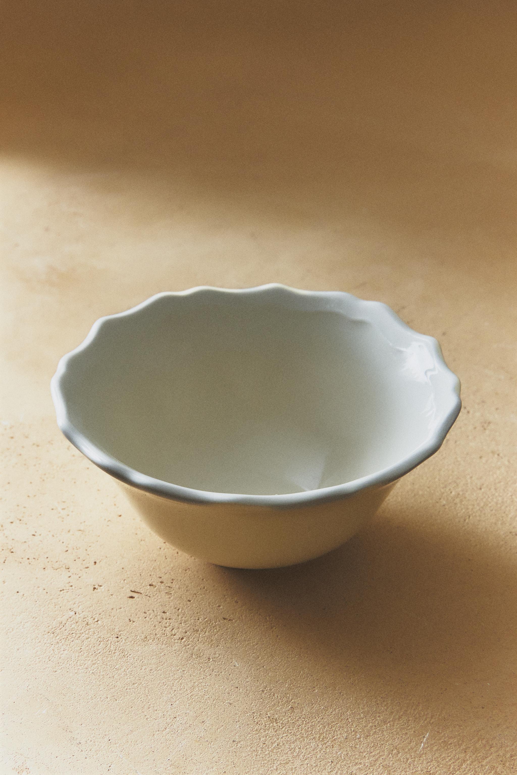 EARTHENWARE SNACK BOWL