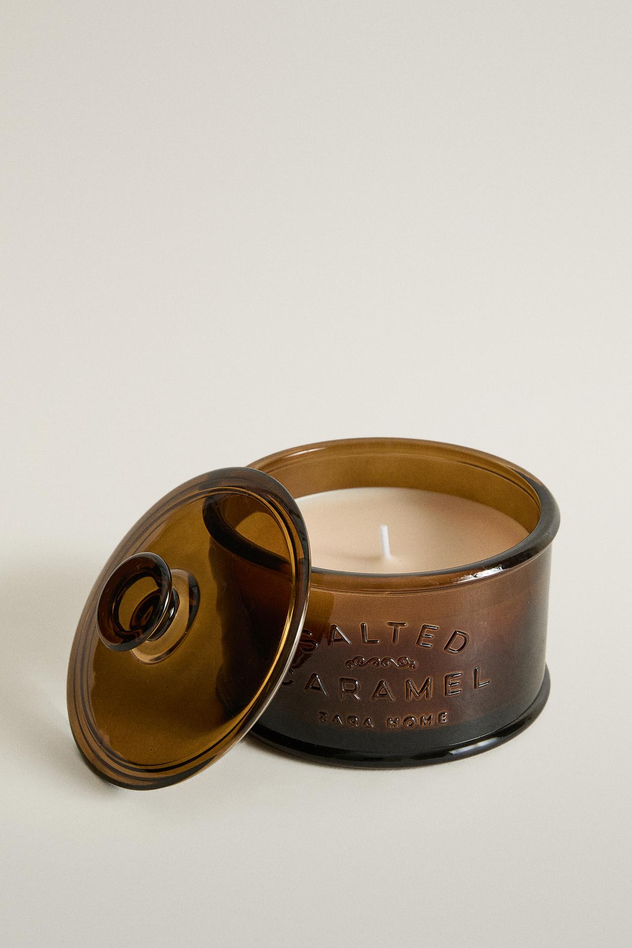 (180 G) SALTED CARAMEL SCENTED CANDLE — Cream