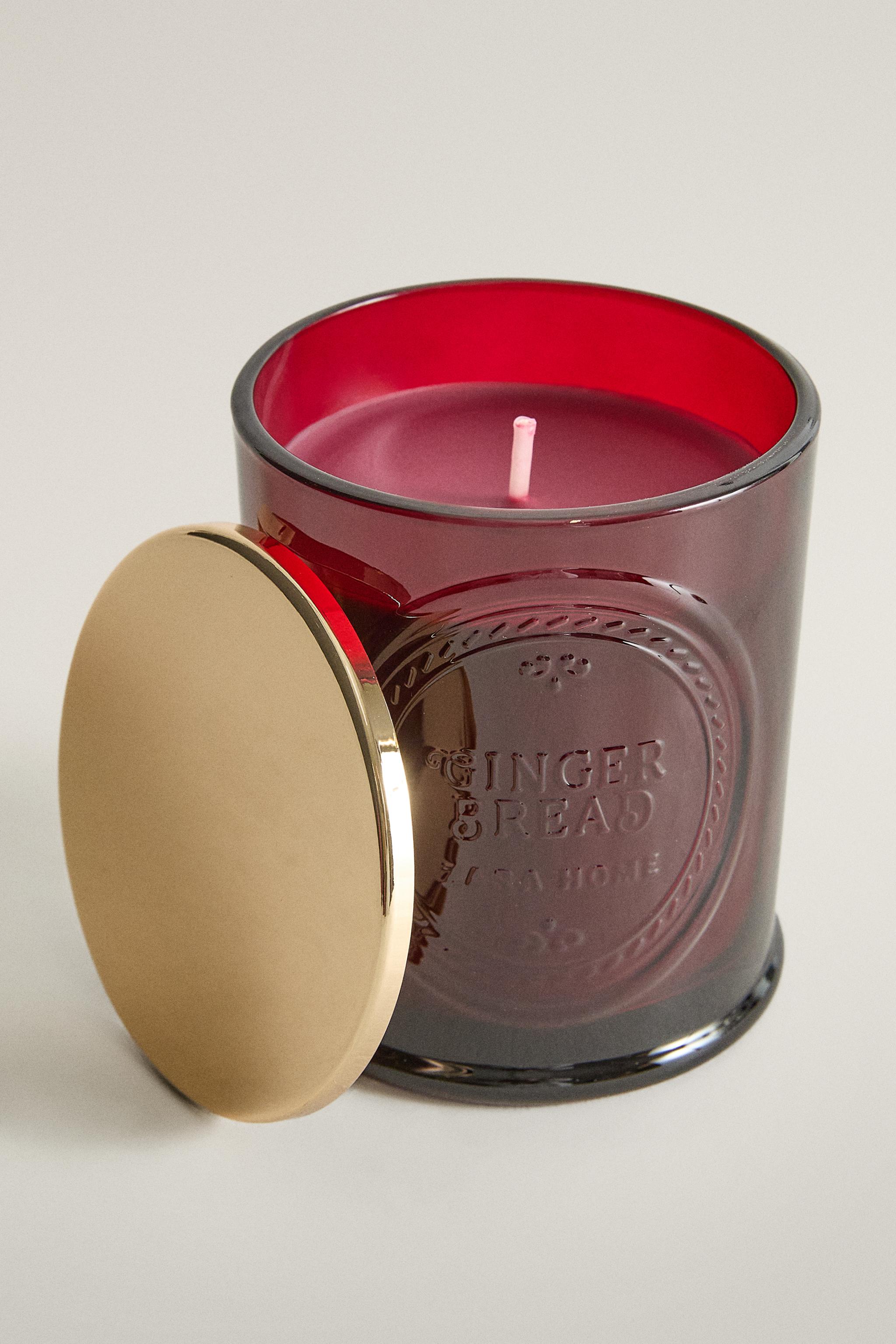G) GINGERBREAD SCENTED CANDLE