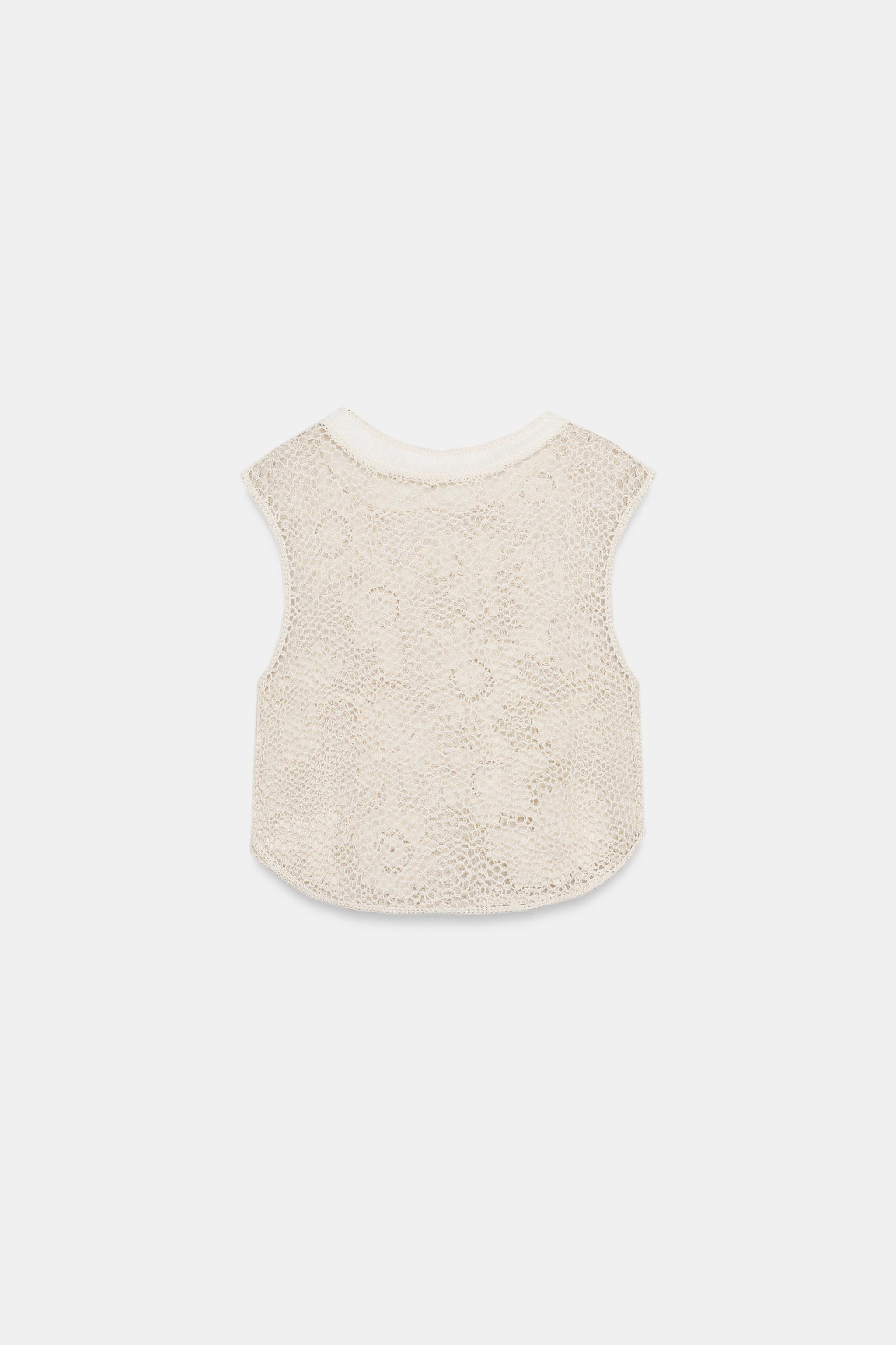 TOP EN CROCHET À FLEURS