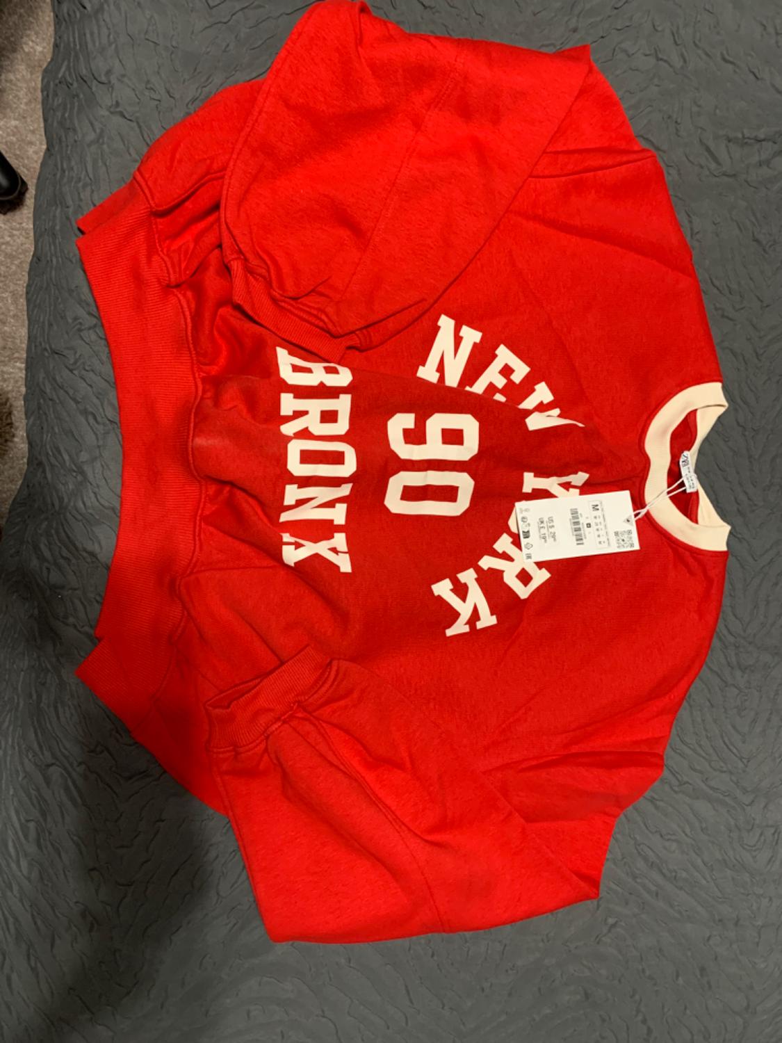 SLOGAN SWEATSHIRT WITH RIBBED NECK