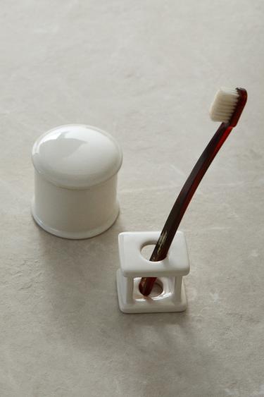 PORTE-BROSSE À DENTS CÉRAMIQUE BLANCHE - Écru de Zara