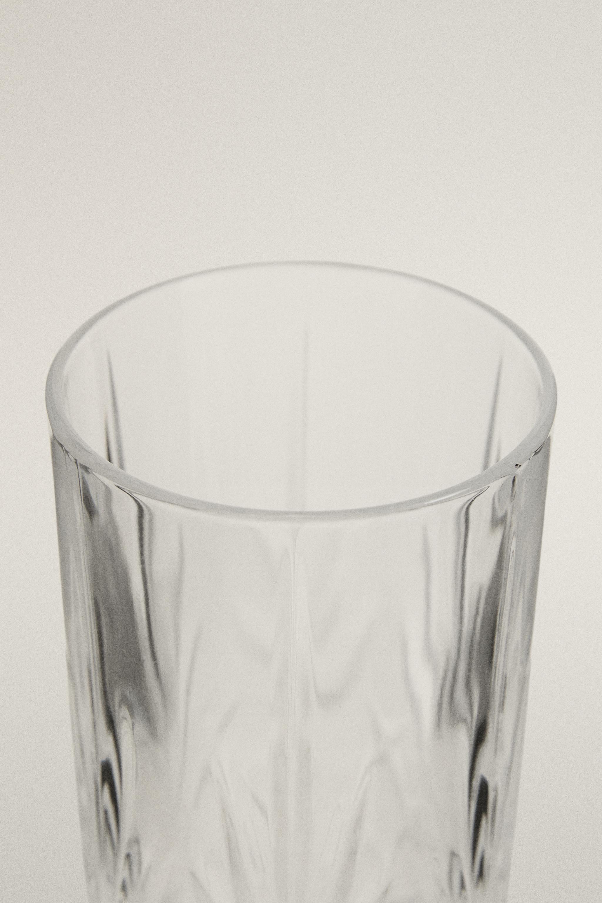TALL TUMBLER WITH RAISED DESIGN