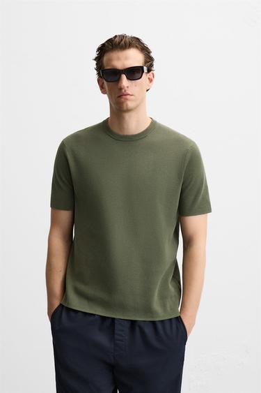 CAMISETA PUNTO ESTRUCTURA - Verde de Zara