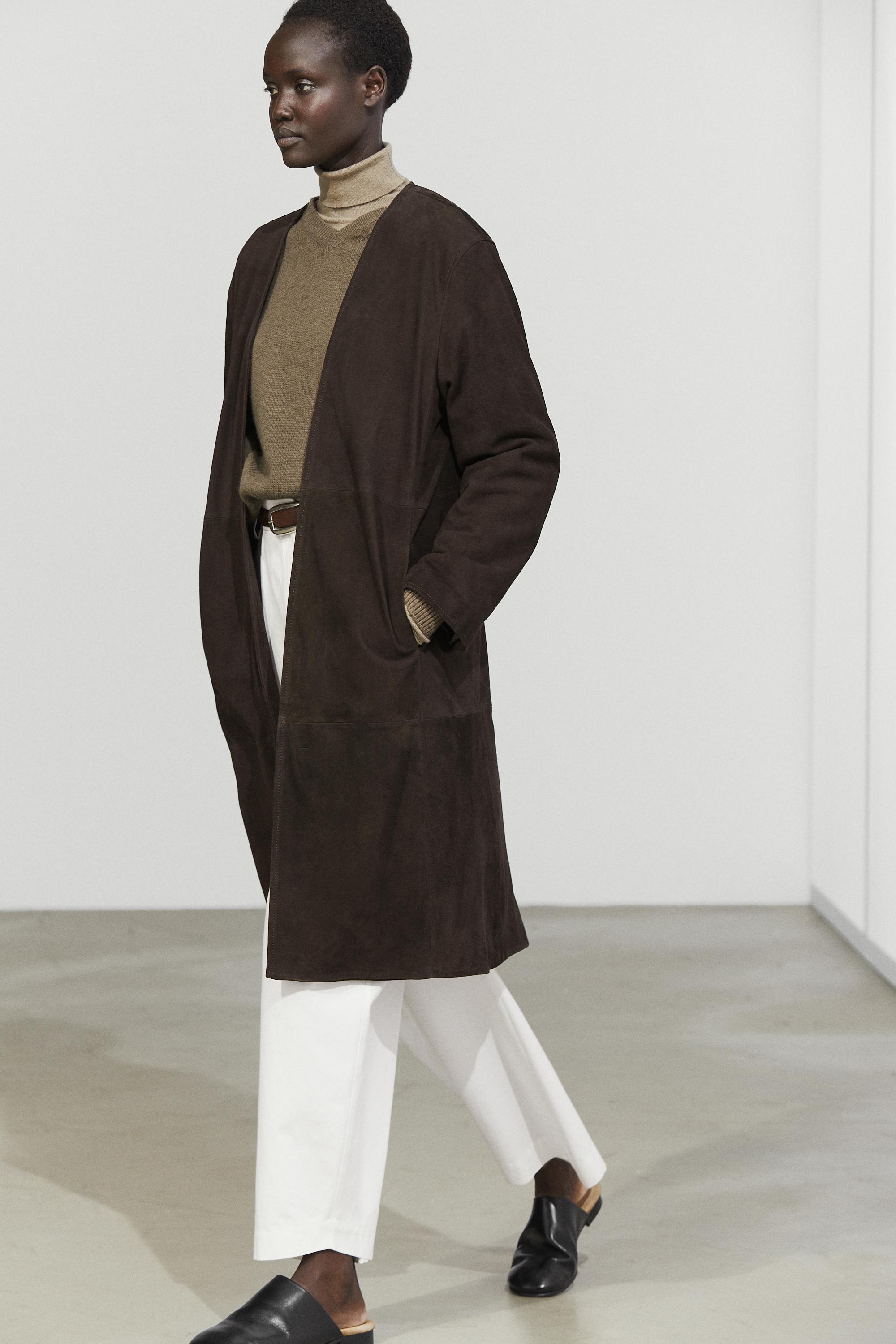 Manteau en cuir finition daim à col amovible