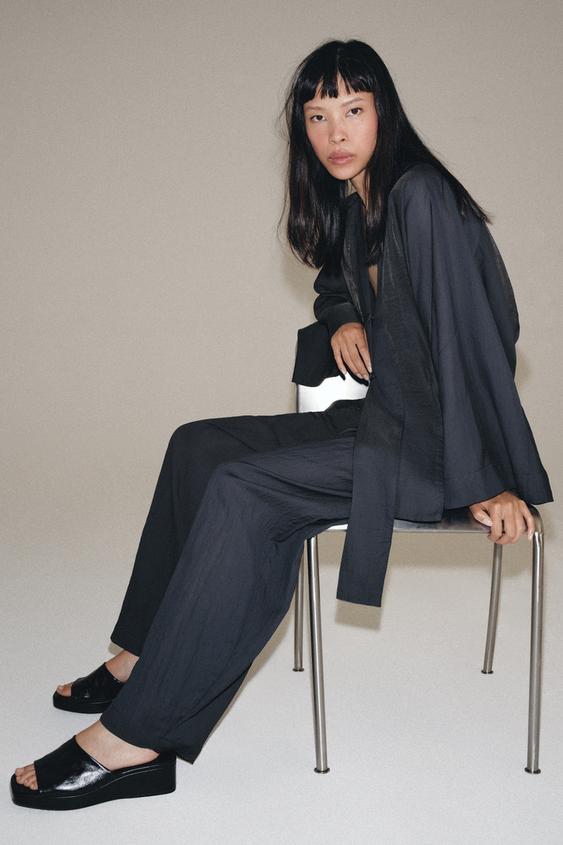 صندل جلدي ببلاتفورم - أسود الخاص بـ Zara - صورة 0