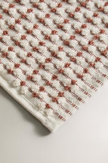 SERVIETTE DE BAIN COTON TEXTURÉE - Rose poudré de Zara - Image 2