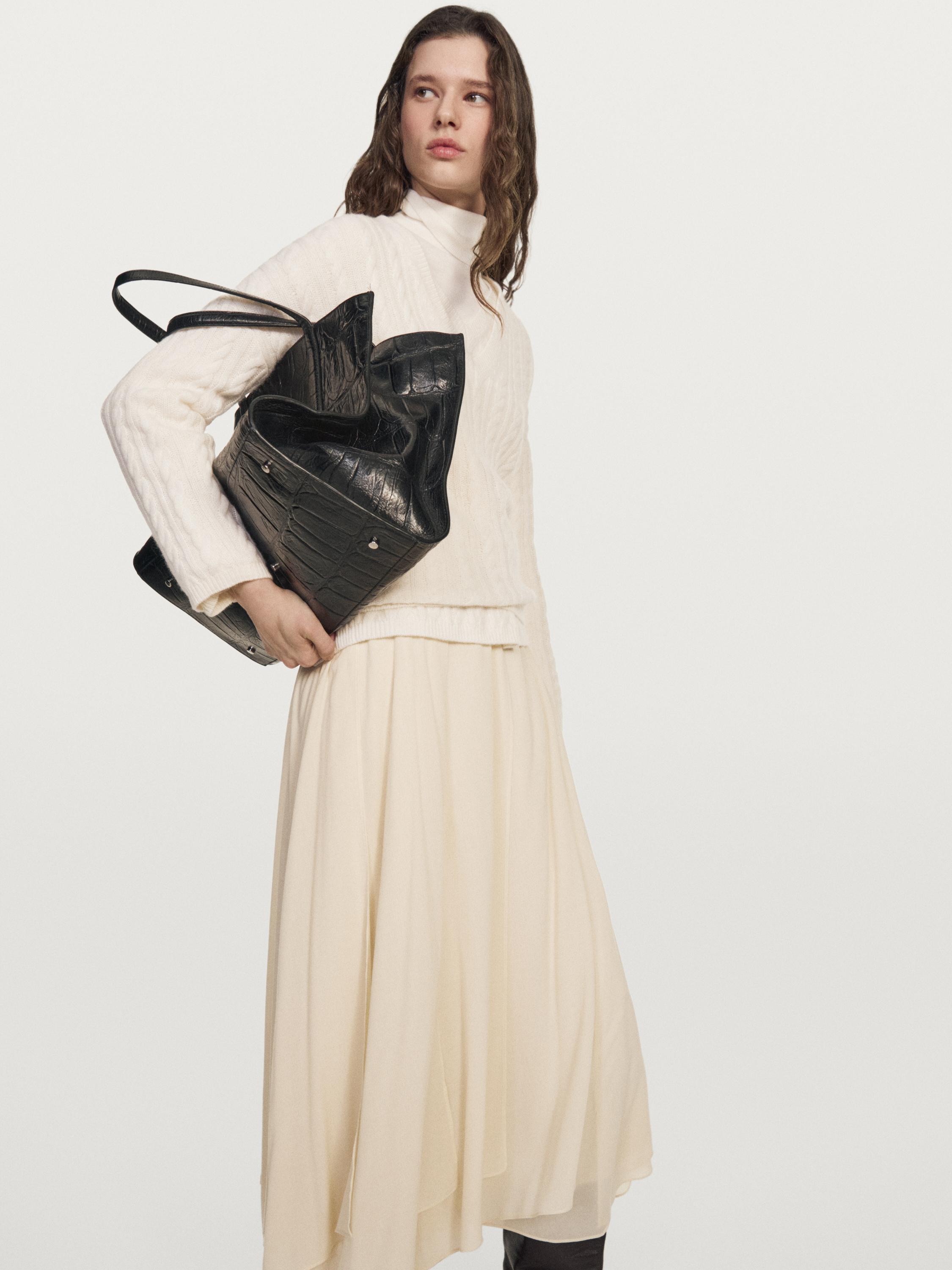 Flowing midi skirt with ruffles