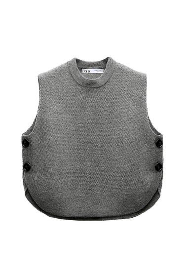 BUTTONED KNIT CROP TOP