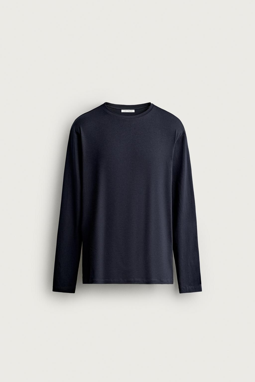 BASIC SLIM FIT T-SHIRT