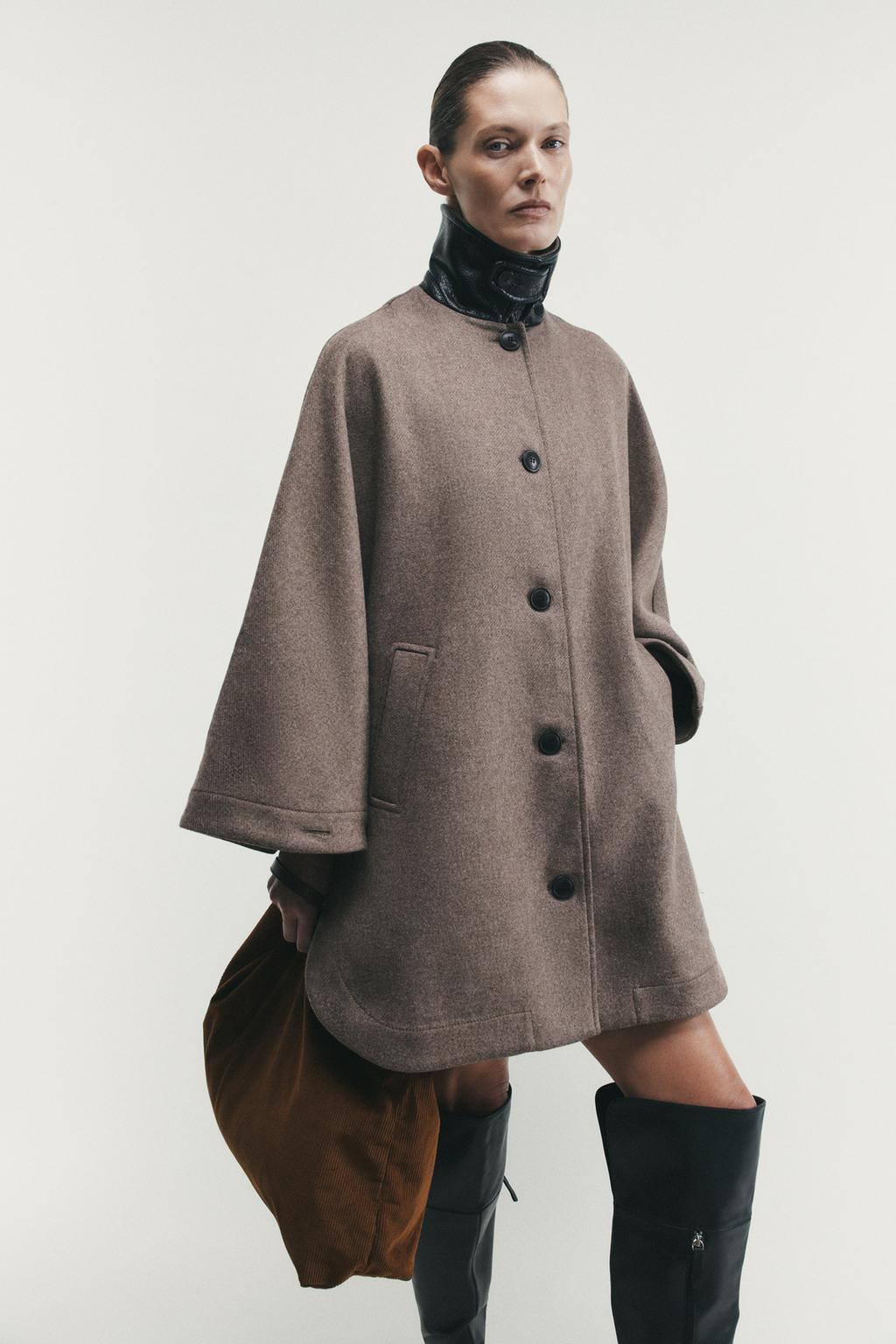 WOOL CAPE COAT WITH CONTRAST COLLAR