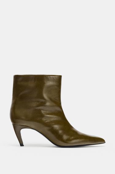 LEATHER CURVED HEEL ANKLE BOOTS - Green by Zara