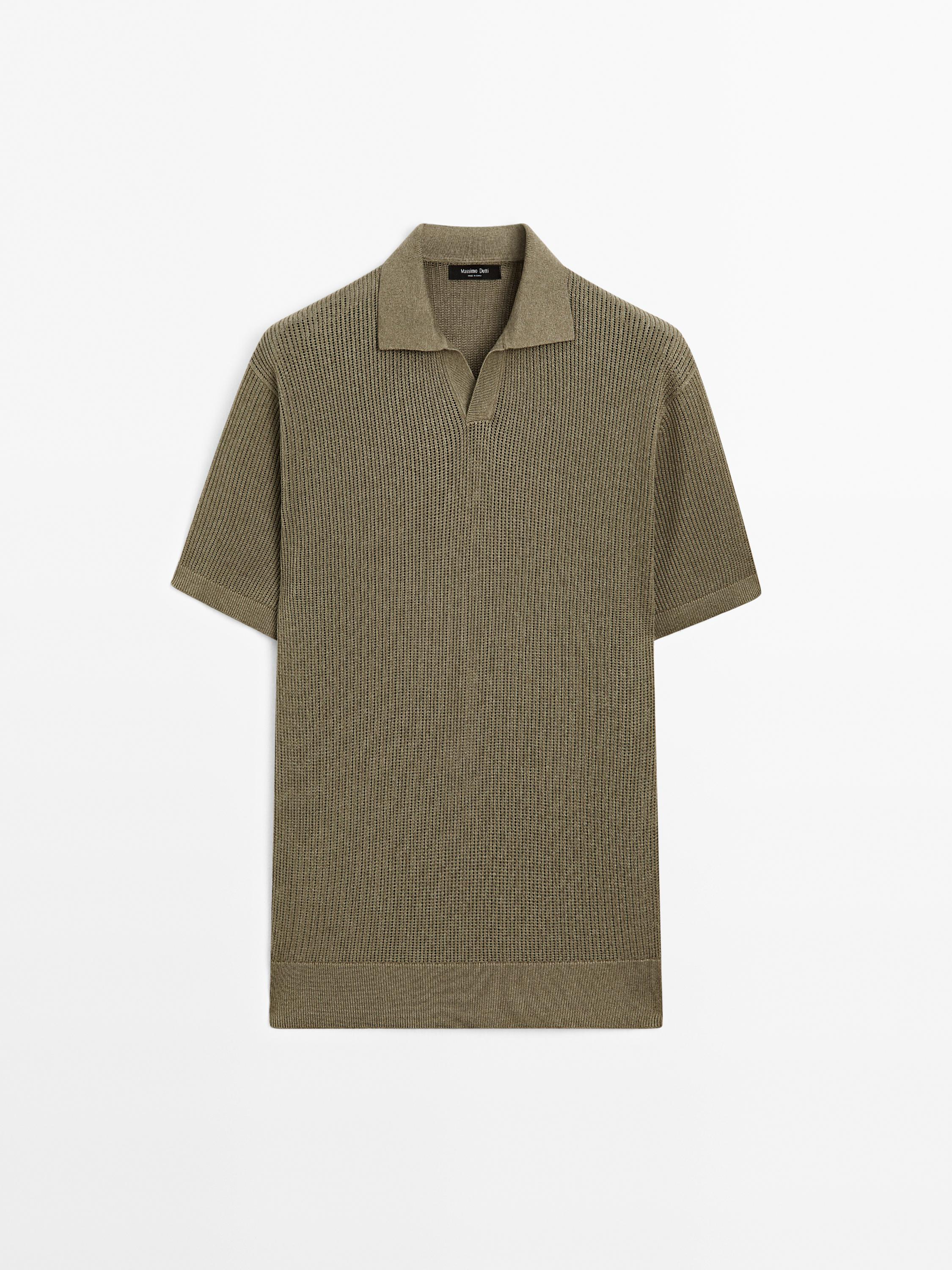 Polo en maille ajourée à col V