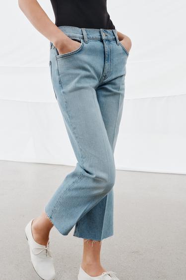 ZW COLLECTION MID-RISE CROPPED FLARE JEANS - Light blue by Zara