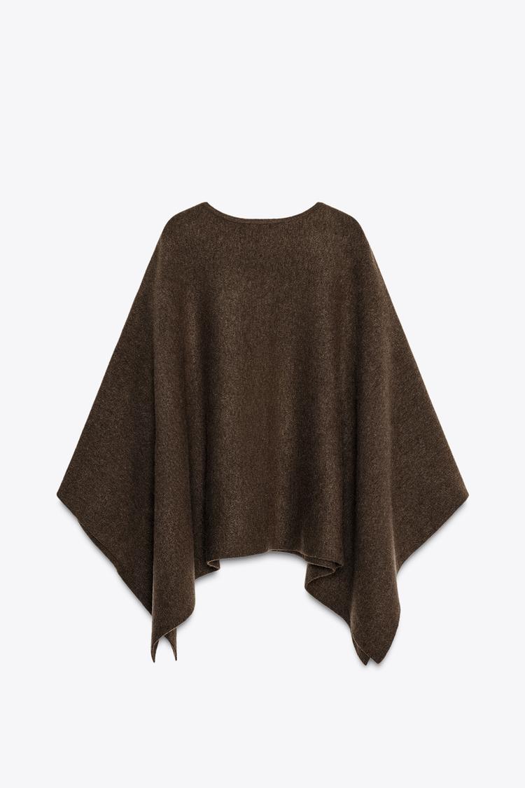 KNIT CAPE
