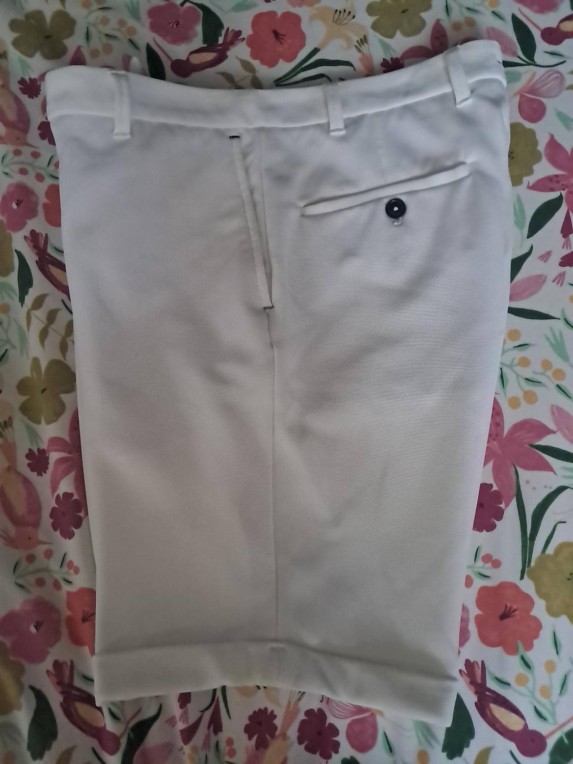 TEXTURED WEAVE BERMUDA SHORTS - Image 4