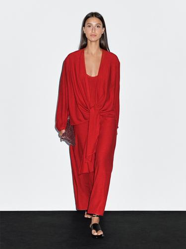 Vestido largo escote nudo - Rojo de Zara - Imagen 0