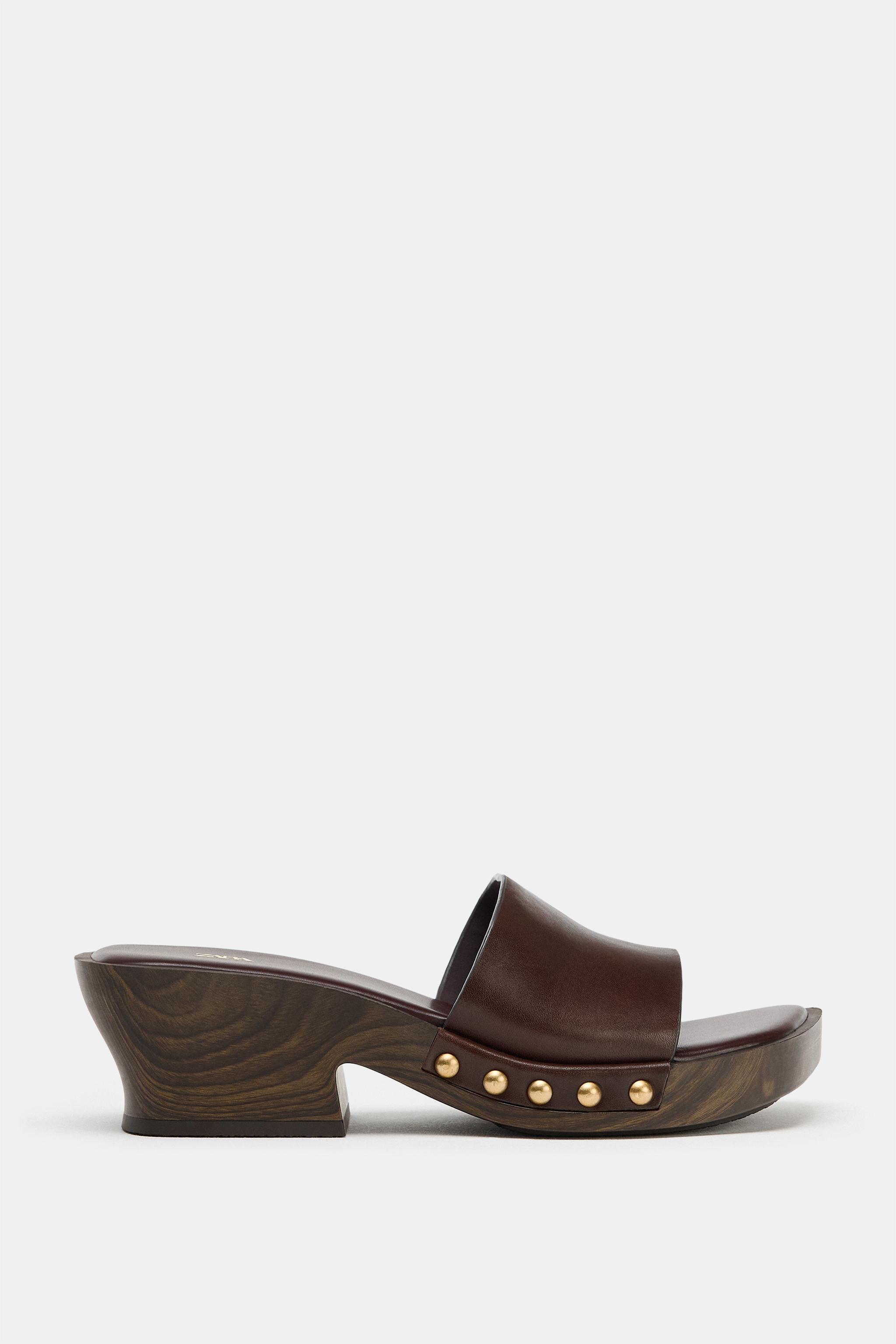 STUDDED LEATHER SANDALS