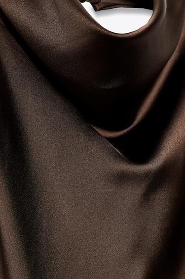 TOP HALTER SATINÉ - Marron de Zara - Image 7