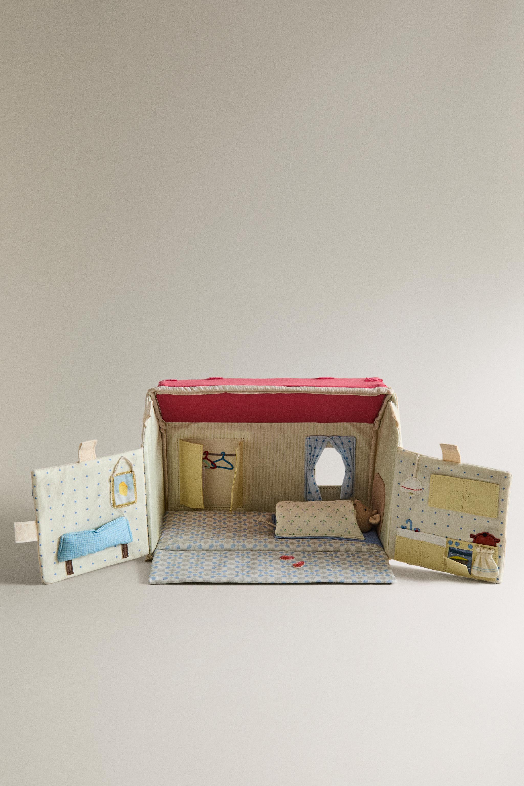 KIDS’ TOY HOUSE — Multicoloured