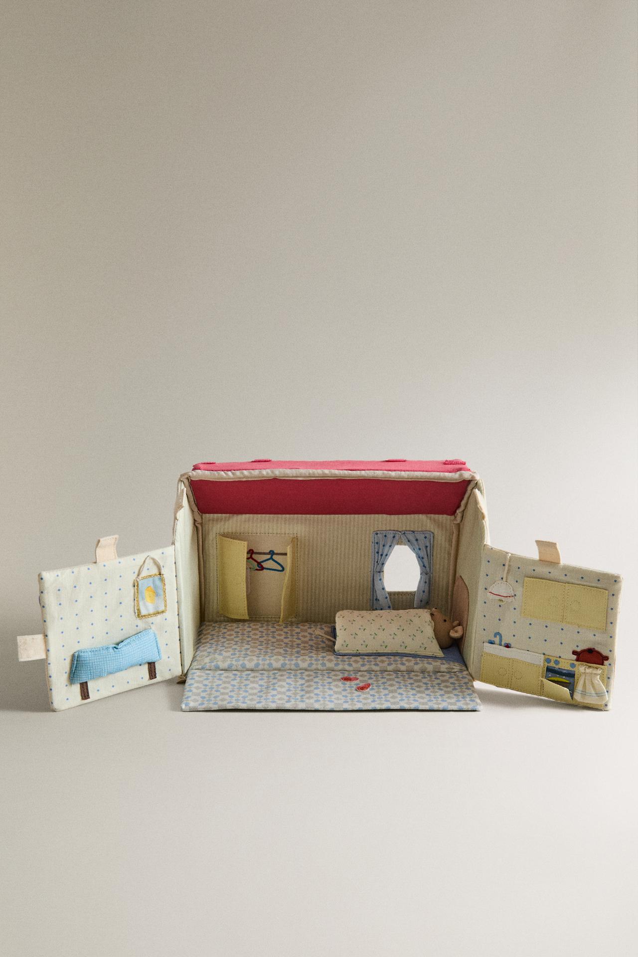KIDS’ TOY HOUSE — Multicoloured