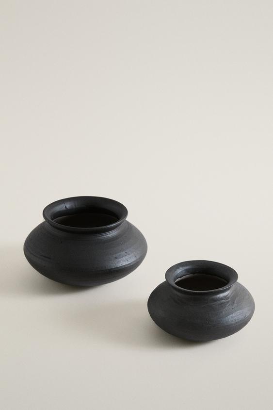OVAL DEKORATIV KENZAN-VASE - Sort fra Zara - Billede 0