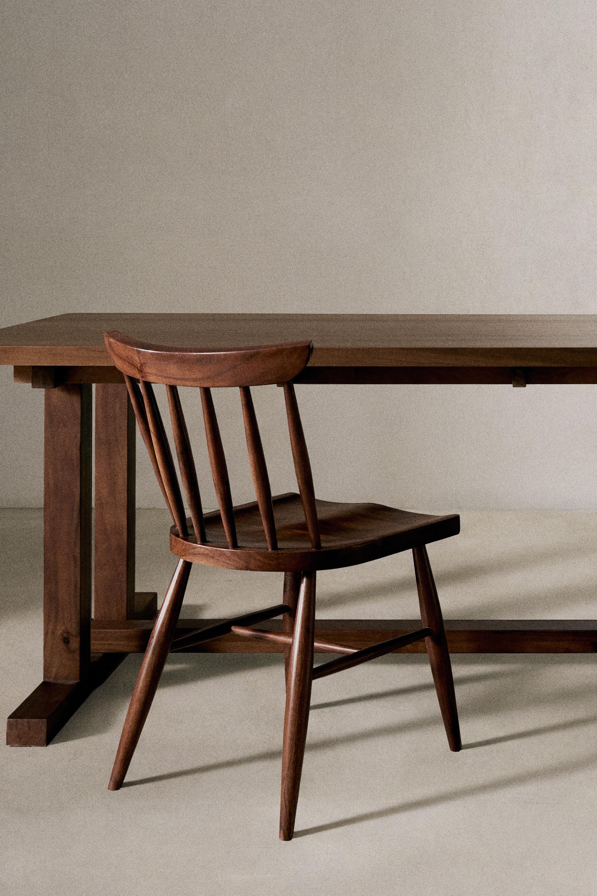 RECTANGULAR ACACIA WOOD DINING TABLE