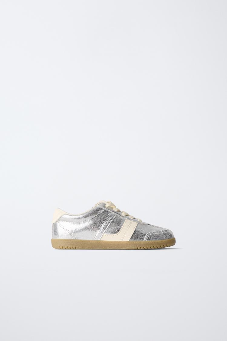 METALLIC SNEAKERS — Silver