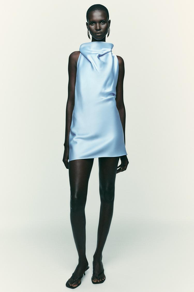 VESTIDO CORTO SATINADO Azul pastel ZARA Estados Unidos de