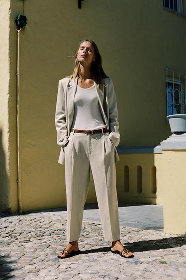 PANTALON DROIT AVEC CEINTURE EN LIN - Beige clair de Zara