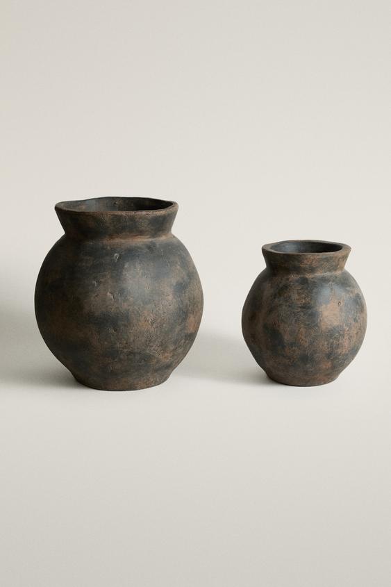 DECORATIVE OVAL CERAMIC VASE - بني الخاص بـ Zara - صورة 0