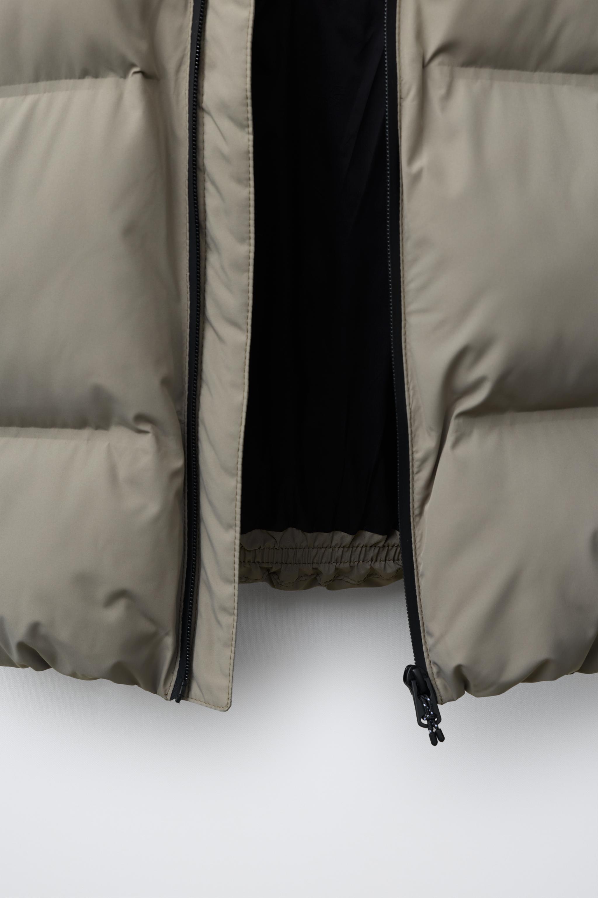 WATER REPELLENT PUFFER HOODIE JACKET