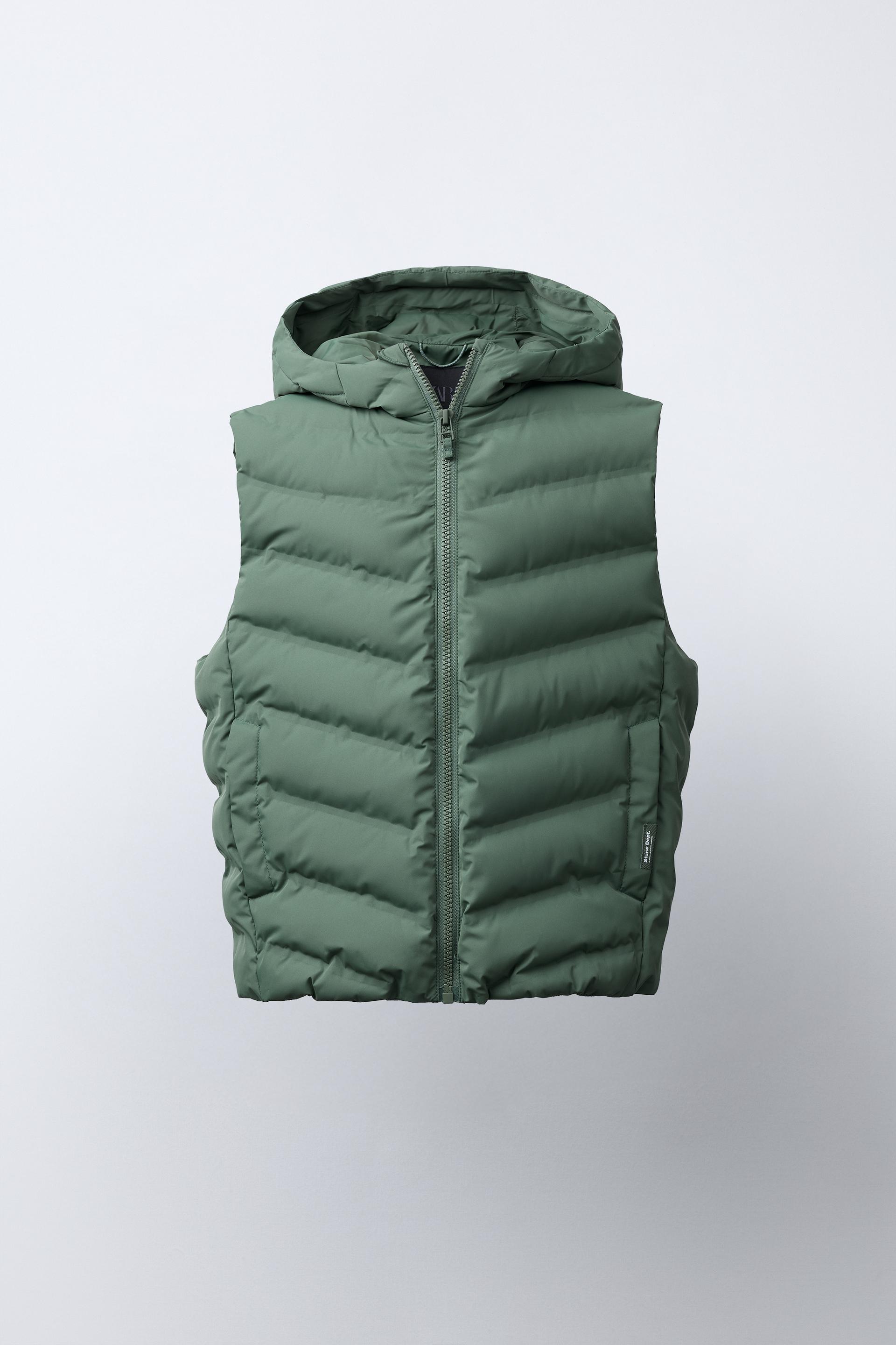 Ultra-Lightweight Water-Repellent Hooded Gilet
