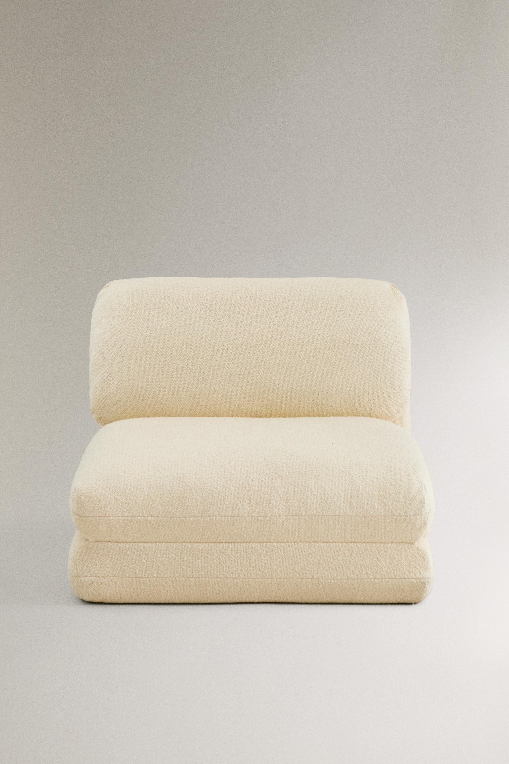 ZARA HOME ザラホーム　デタッチャブルクッション ウッドアームチェア ウッド＆カバー取り外し可能クッションアームチェア | Zara Home