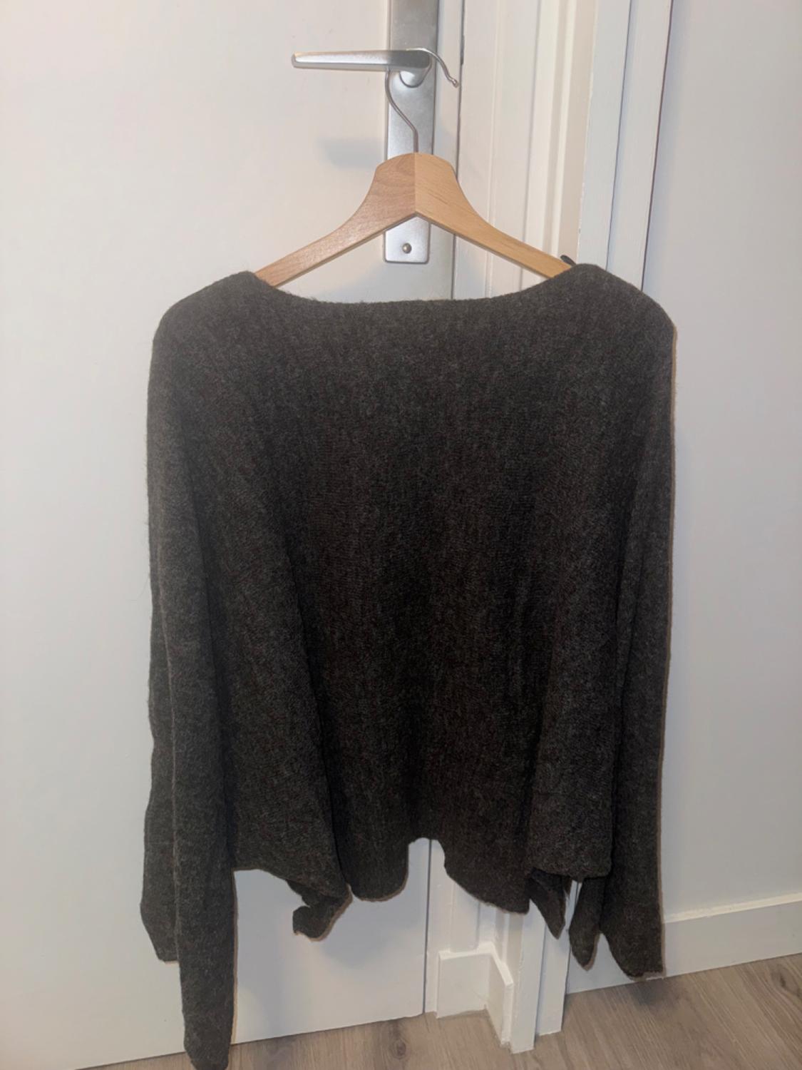 KNIT SWEATER WITH LOOSE-FIT SLEEVES - Image 3