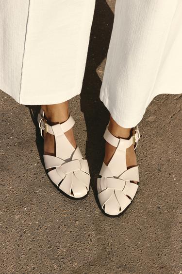 Zara SUEDE CAGE SANDALS - White