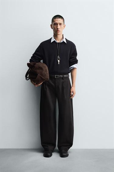 JEANS BALLOON FIT PLIEGUES - Chocolate de Zara