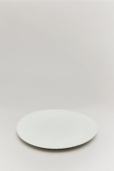 THE DENTATA DESSERT PLATE — White 1