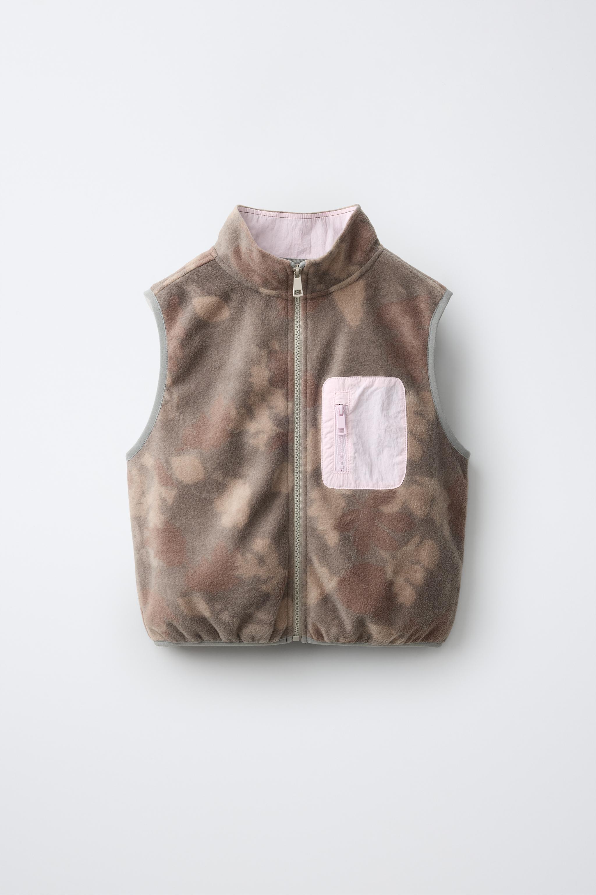 PRINTED FLEECE VEST