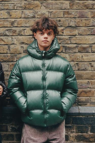 50% FEATHER AND 50% DOWN WATER-REPELLENT SHINY DOWN JACKET - Olive green by Zara