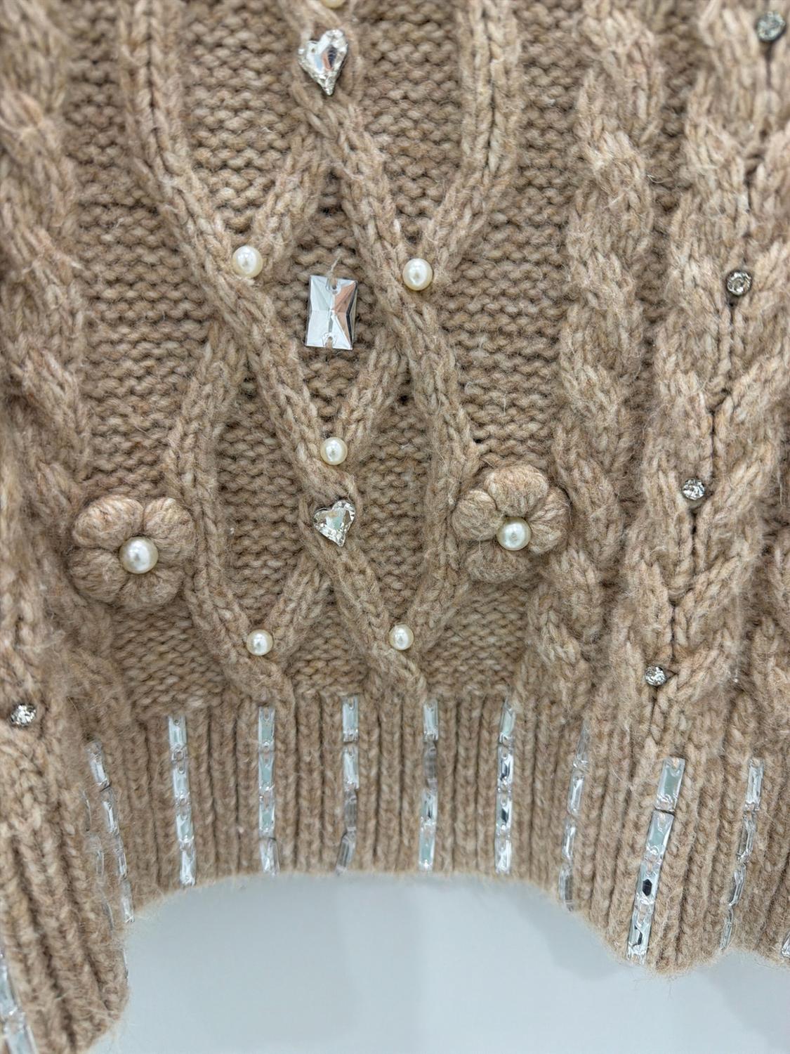 PEARL AND JEWEL KNIT SWEATER - Image 4