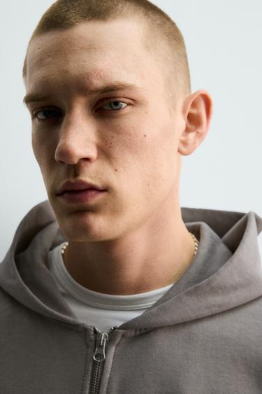 UNNIQQAN EFFEKTLI ZAMOKLI HUDI - Och kulrang Zara tomonidan