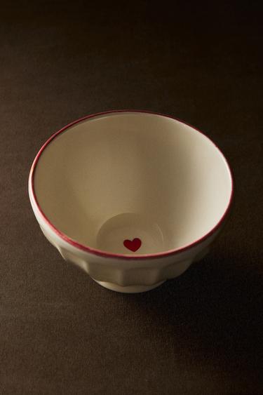 CHRISTMAS HEART STONEWARE BOWL — White / Red 1