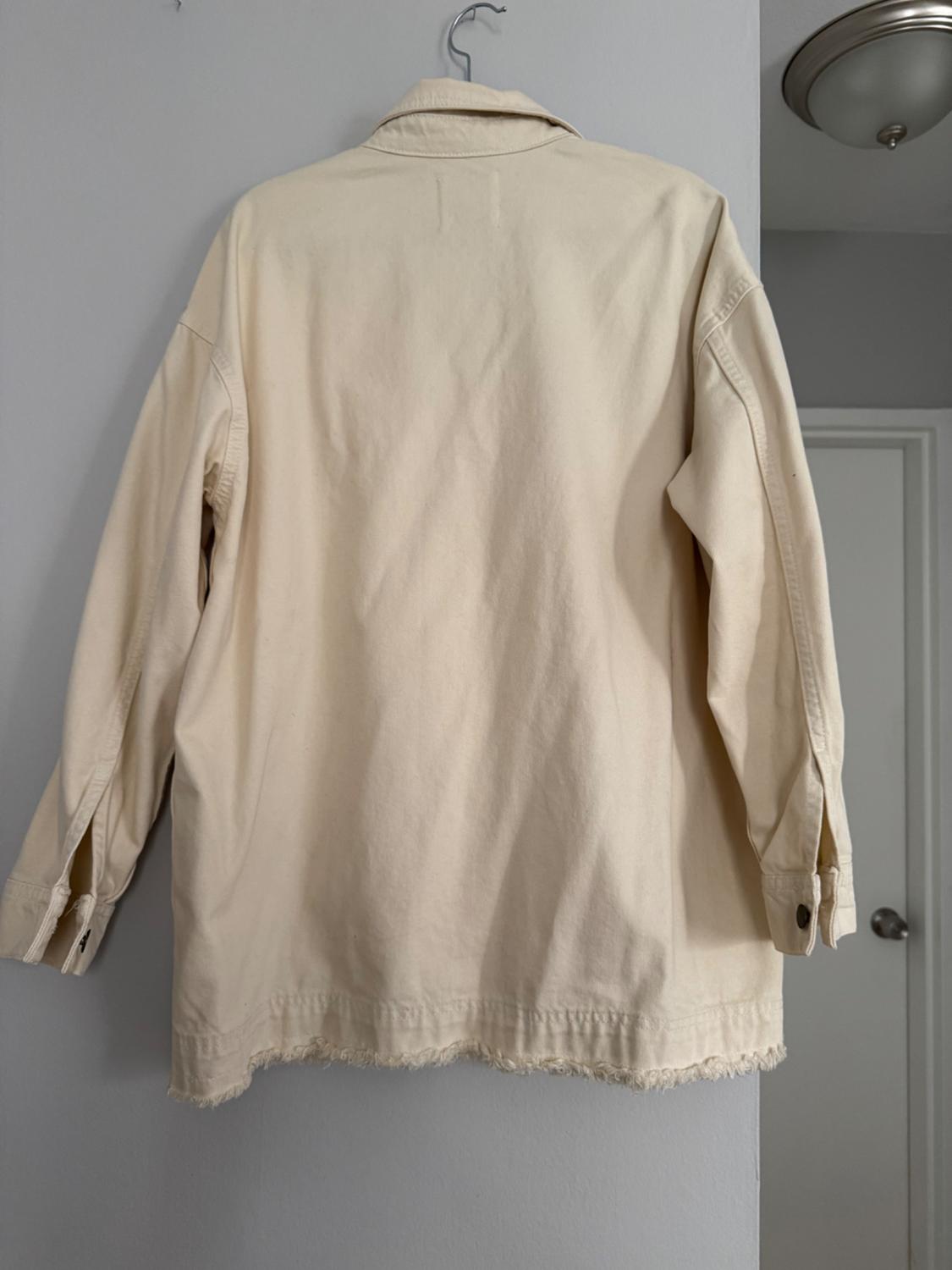 OVERSIZED POCKET OVERSHIRT - Image 2