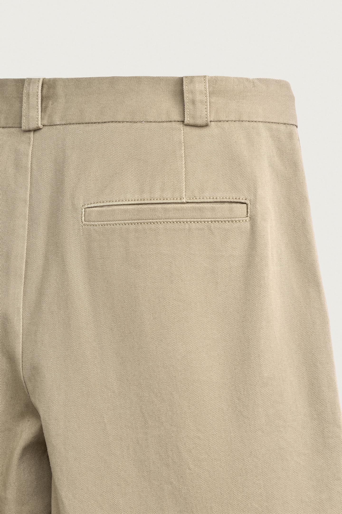 Мужские брюки Zara Pleated Straight-Fit Chino, цвет: Серо-коричневый серый — фото 10