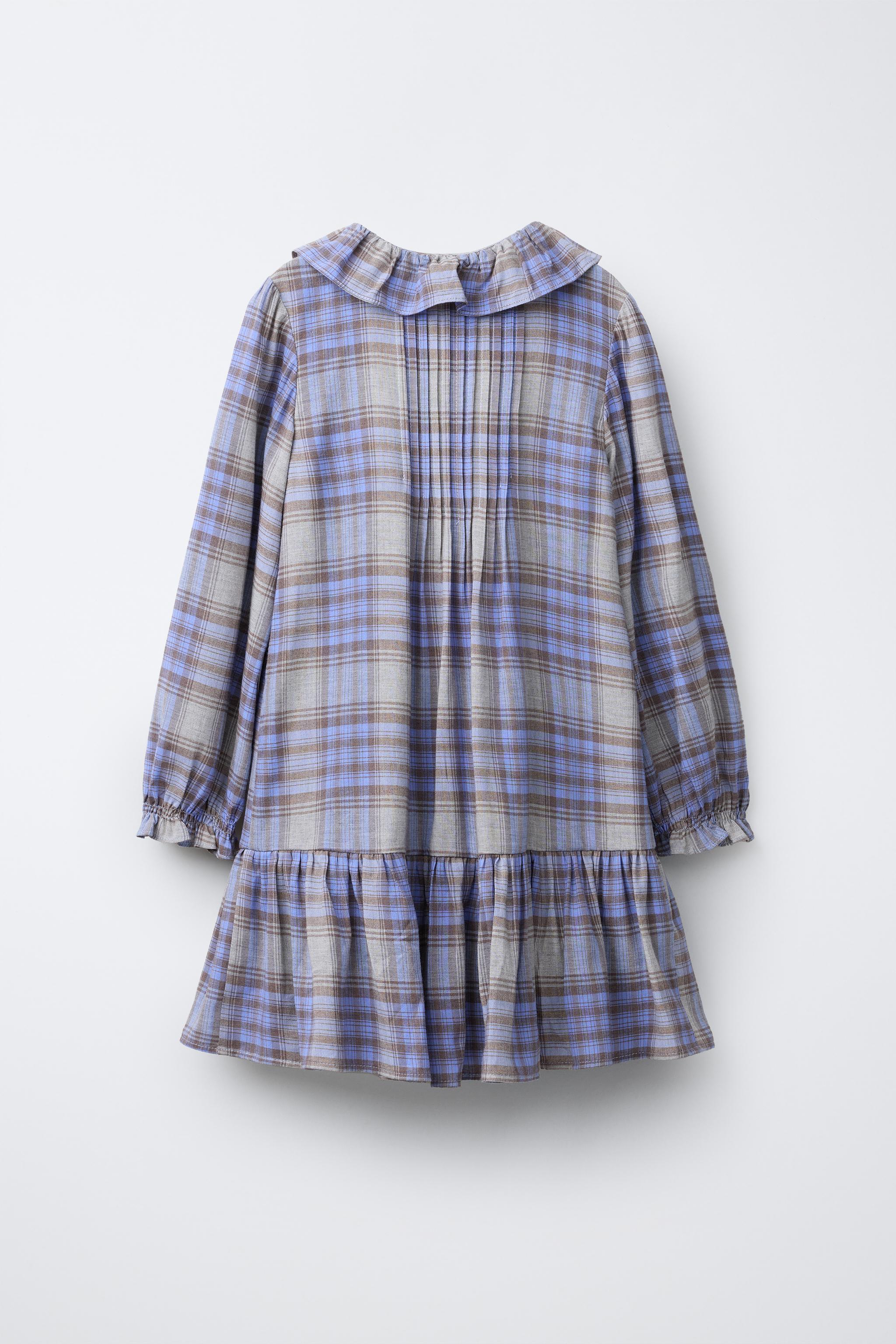 ROBE À CARREAUX AVEC PLIS NERVURÉS