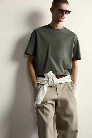T-SHIRT RELAXED FIT INTERLOCK /04 - Kaki foncé de Zara
